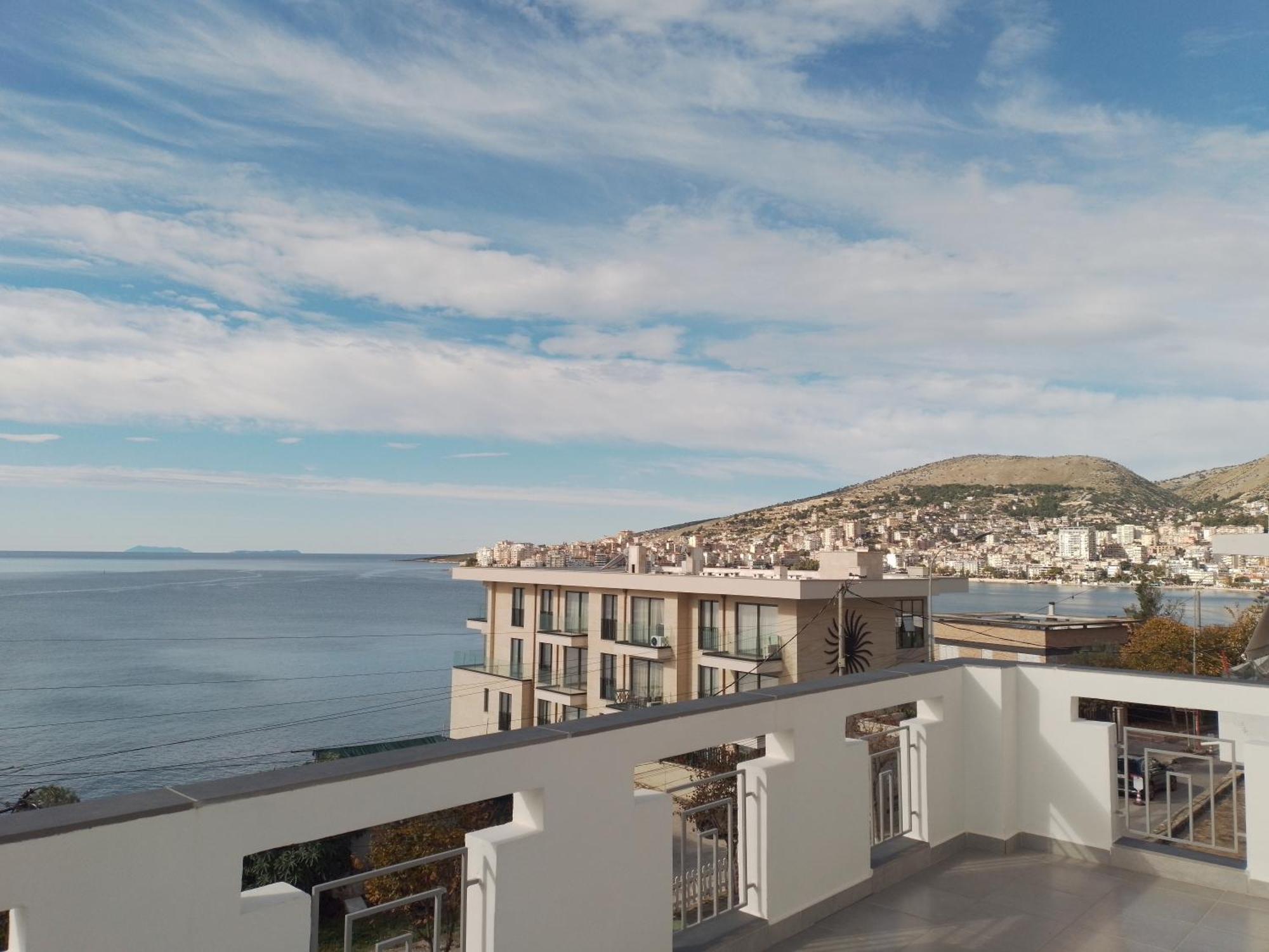 Villa Kostian Sarande Luaran gambar
