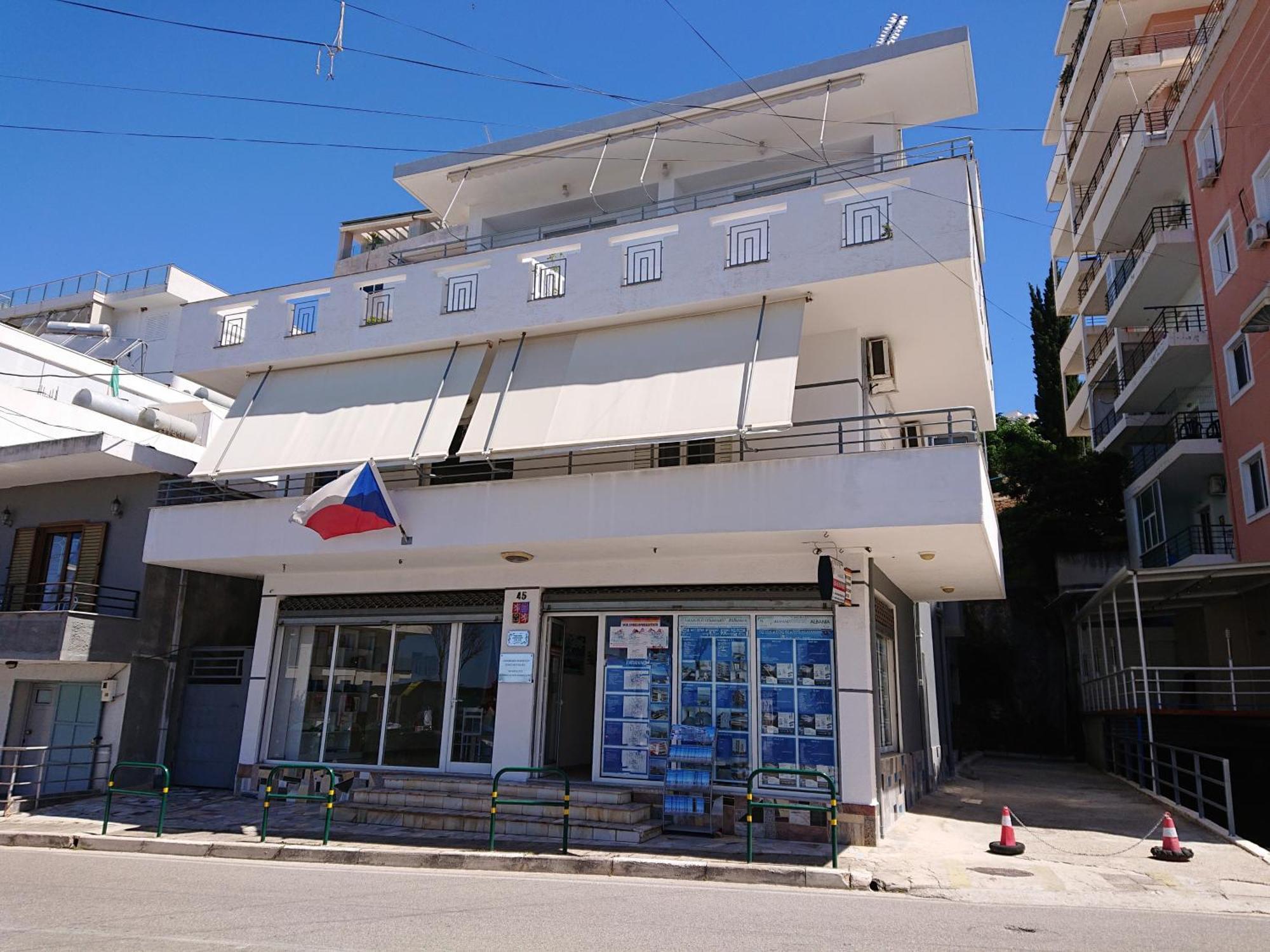 Villa Kostian Sarande Luaran gambar